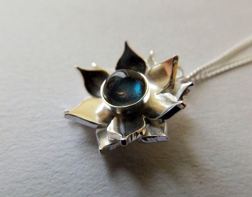 Silver Lotus Flower Iabradorite  Pendant necklace with Sterling  chain
