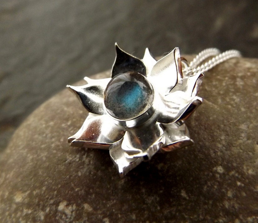 Silver Lotus Flower Iabradorite  Pendant necklace with Sterling  chain