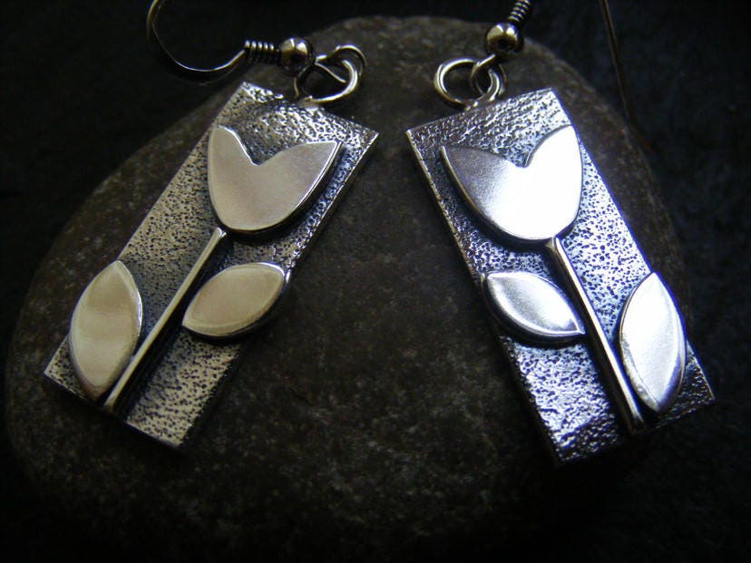Silver flower dangle earrings , silver tulip drop earrings