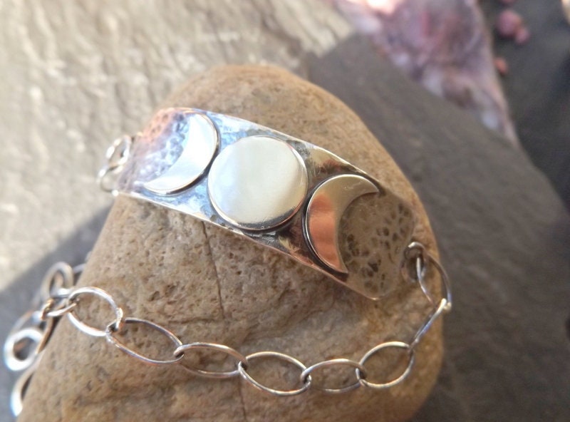 Silver TripleMoon hammered bar bracelet with star charm